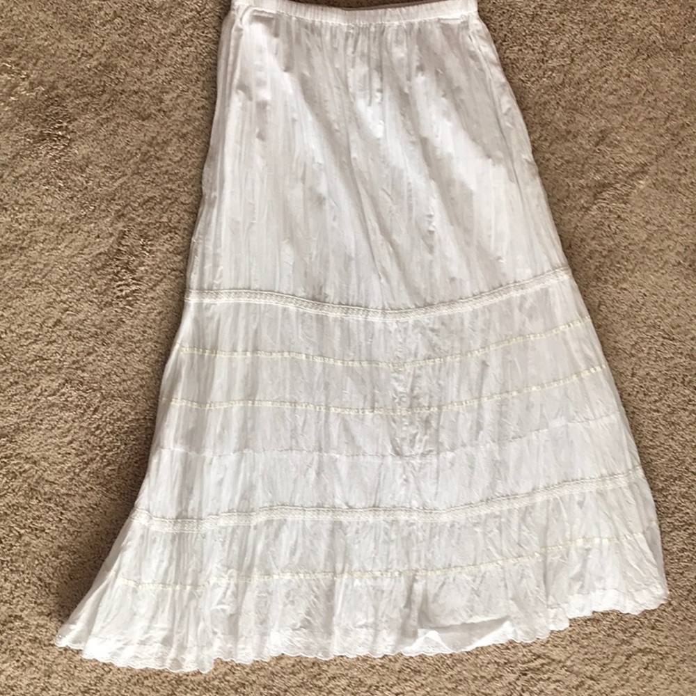 Maxi length white skirt